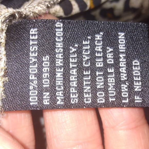 Essentials by Milano women's animal pattern sleeveless top SZ XL NWoT - Picture 9 of 17